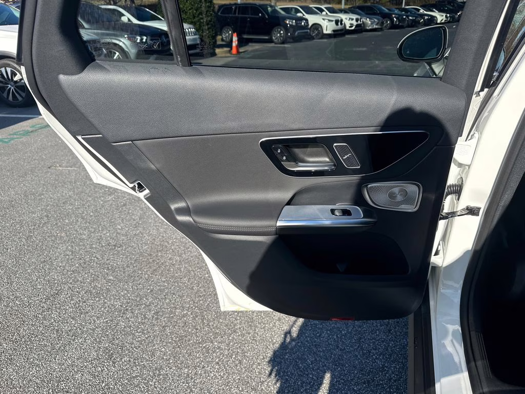 2026 Polar White Mercedes-Benz GLC GLC 300 RWD SUV