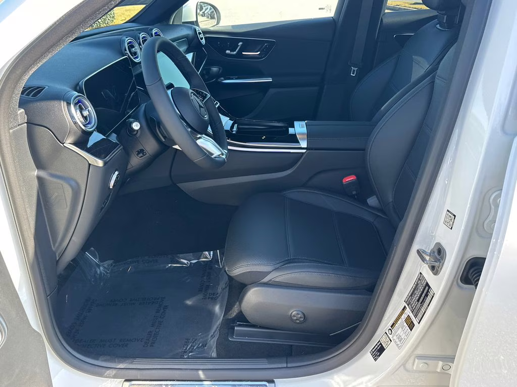 2026 Polar White Mercedes-Benz GLC GLC 300 RWD SUV