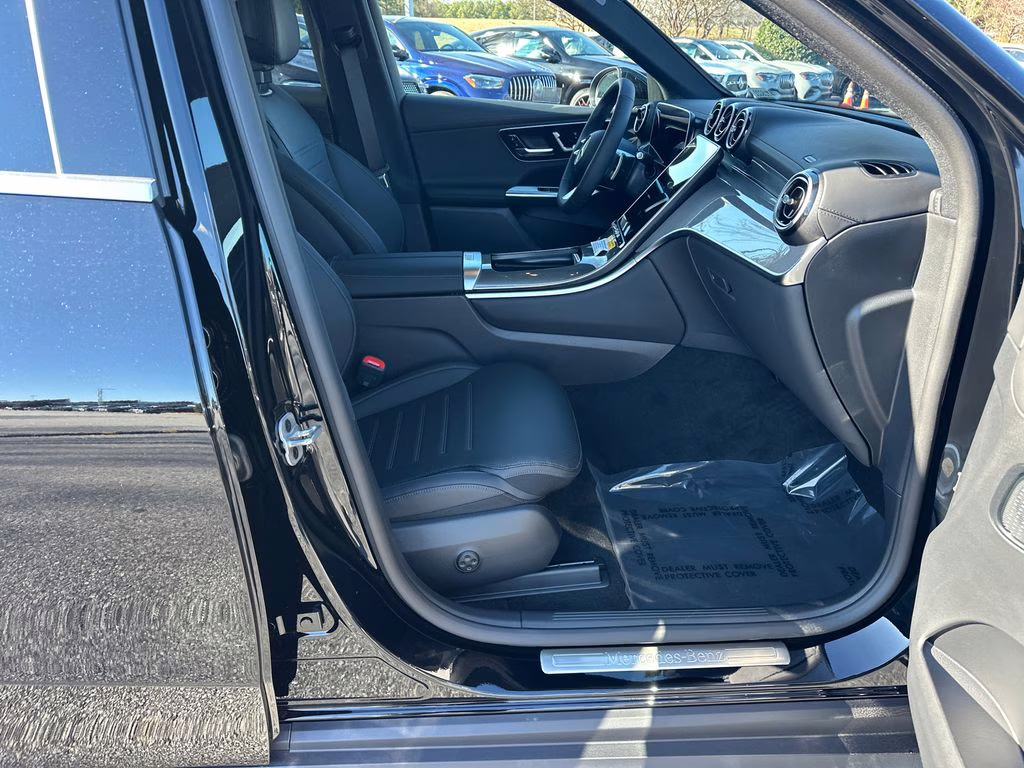 2026 Black Mercedes-Benz GLC GLC 300 RWD SUV