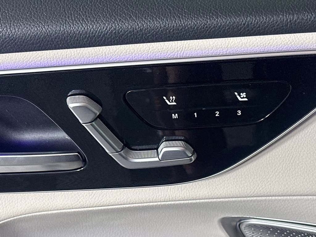 2026 Graphite Gray Metallic Mercedes-Benz GLC GLC 300 RWD SUV