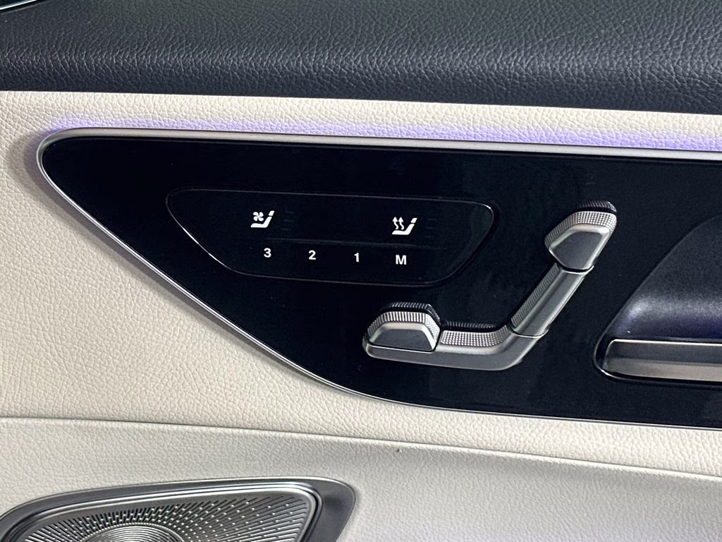2026 Graphite Gray Metallic Mercedes-Benz GLC GLC 300 RWD SUV