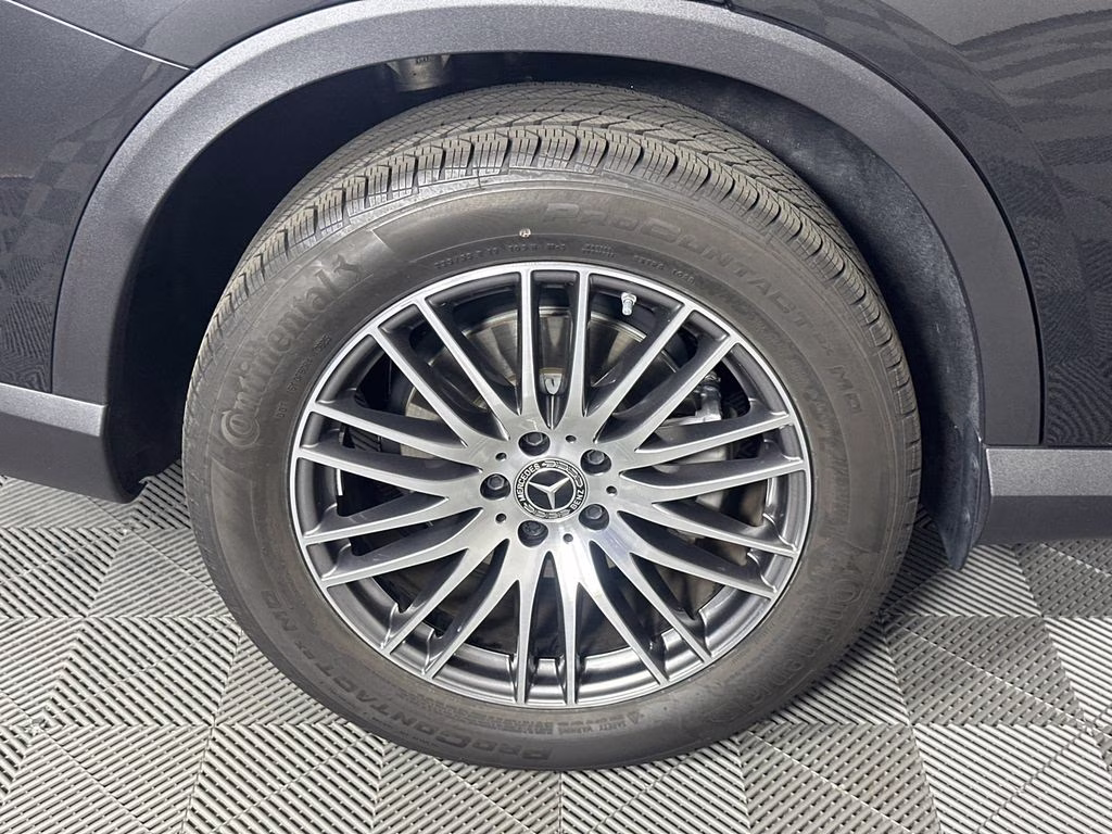 2026 Graphite Gray Metallic Mercedes-Benz GLC GLC 300 RWD SUV
