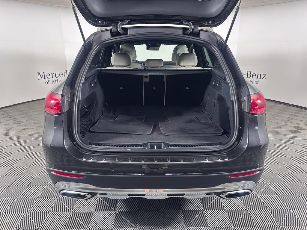 2026 Graphite Gray Metallic Mercedes-Benz GLC GLC 300 RWD SUV