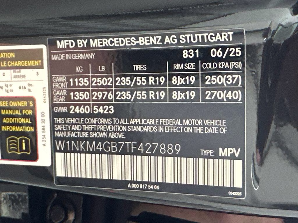 2026 Graphite Gray Metallic Mercedes-Benz GLC GLC 300 RWD SUV