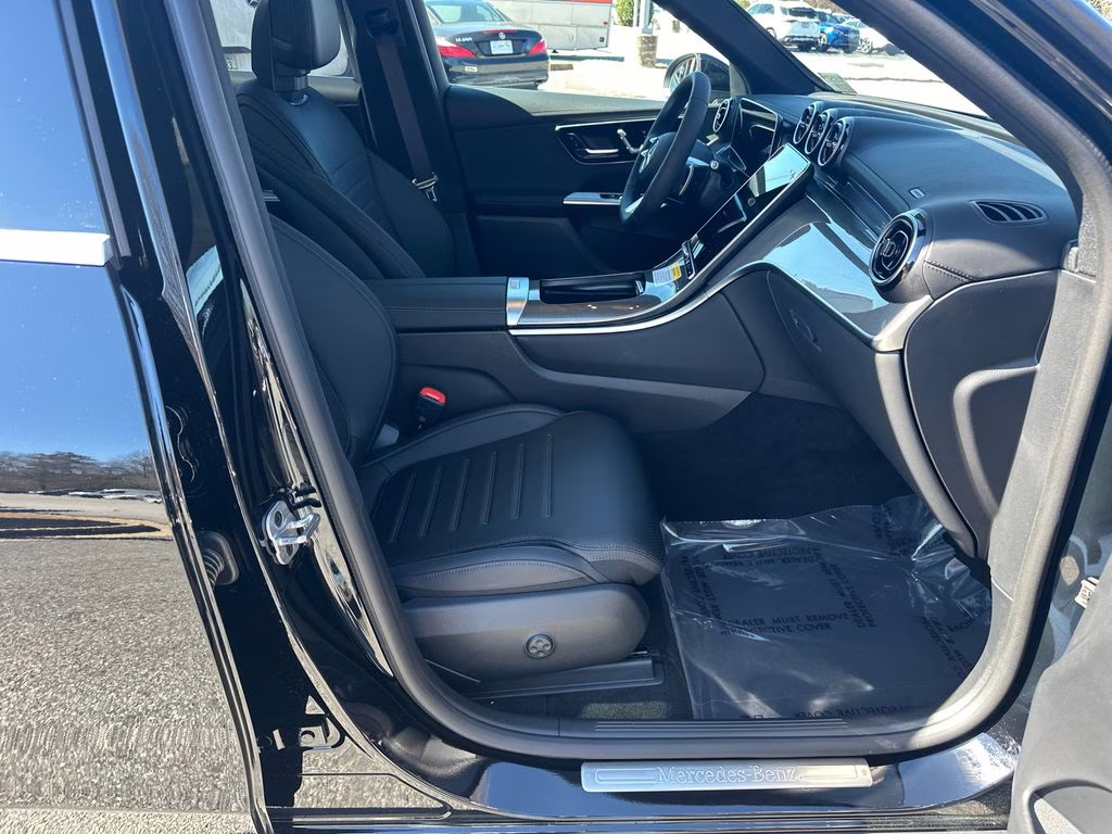 2026 Black Mercedes-Benz GLC GLC 300 RWD SUV