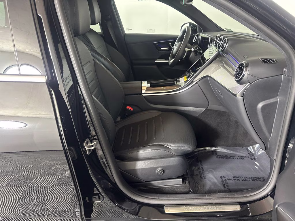 2026 Black Mercedes-Benz GLC GLC 300 RWD SUV