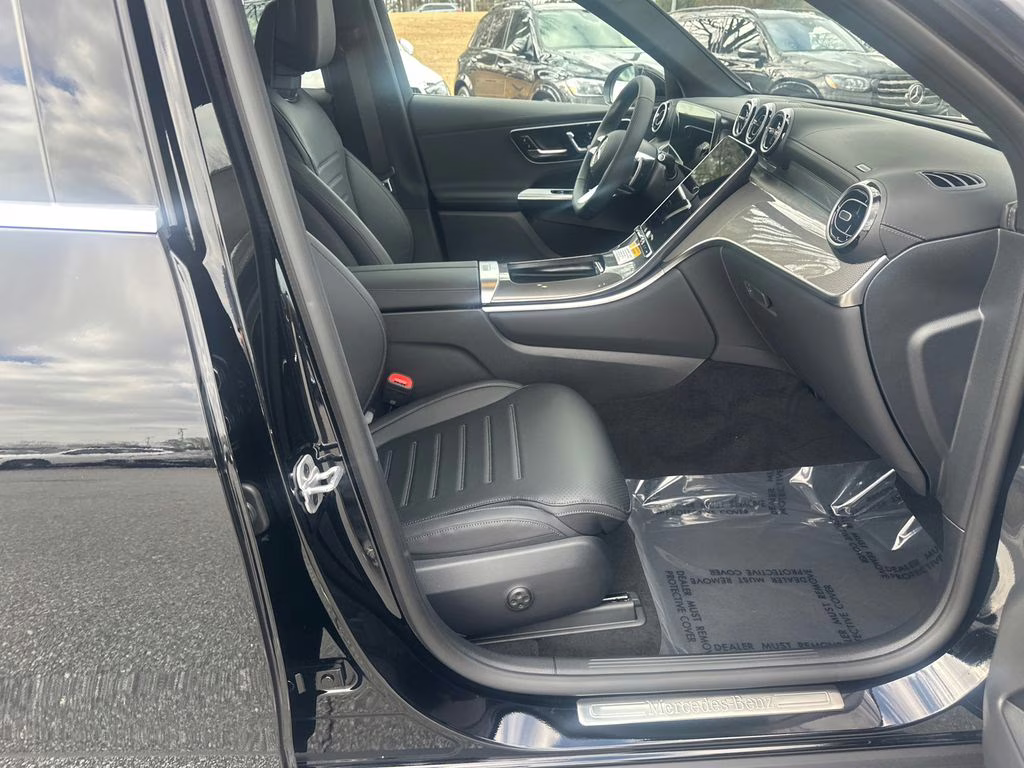 2026 Black Mercedes-Benz GLC GLC 300 RWD SUV