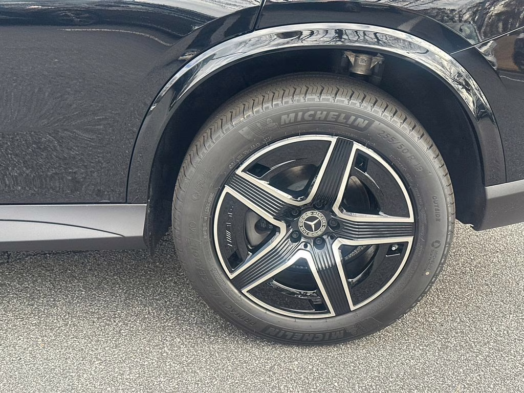 2026 Black Mercedes-Benz GLC GLC 300 RWD SUV