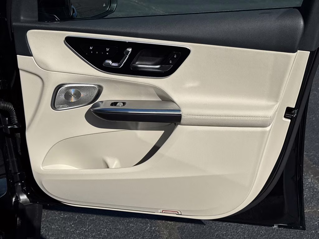 2026 Black Mercedes-Benz GLC GLC 300 RWD SUV