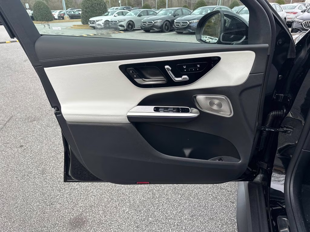 2026 Black Mercedes-Benz GLC GLC 300 RWD SUV