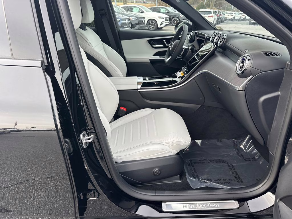 2026 Black Mercedes-Benz GLC GLC 300 RWD SUV