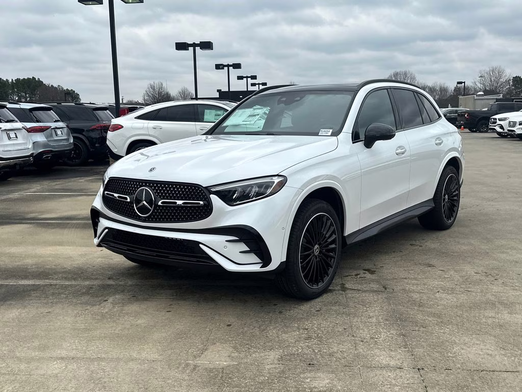 2026 111/885white Mercedes-Benz GLC GLC 300 RWD SUV