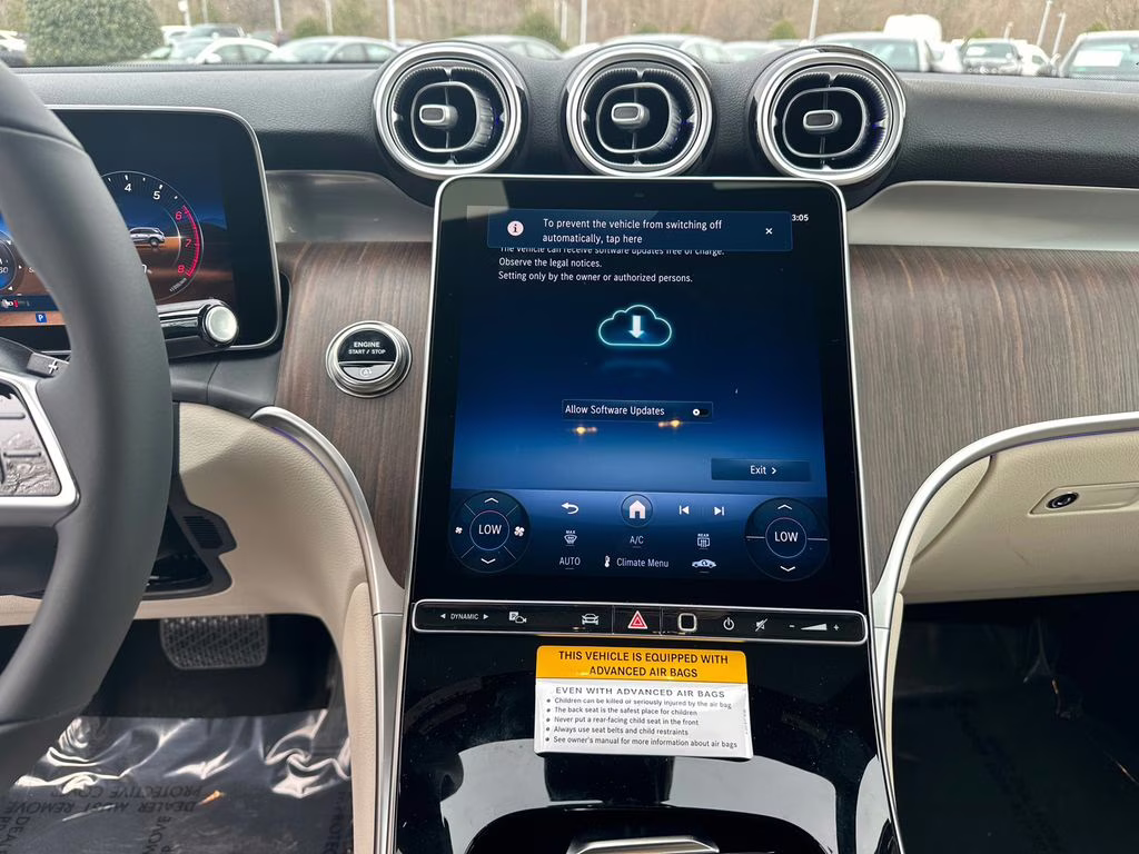 2026 105/993red Mercedes-Benz GLC GLC 300 RWD SUV