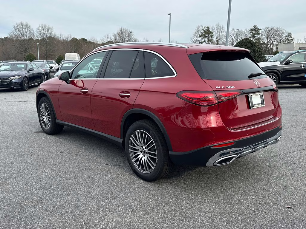 2026 105/993red Mercedes-Benz GLC GLC 300 RWD SUV