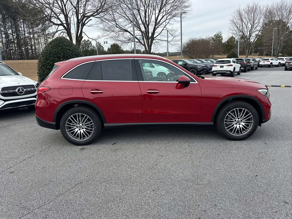 2026 105/993red Mercedes-Benz GLC GLC 300 RWD SUV