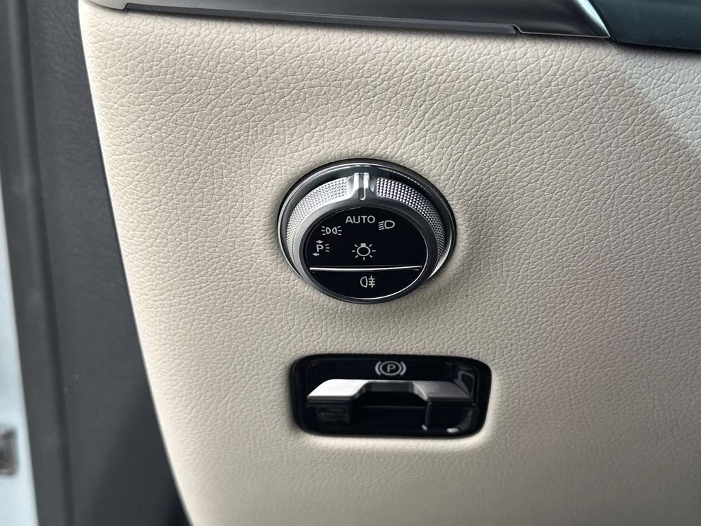 2026 Cirrus Mercedes-Benz GLC GLC 300 RWD SUV