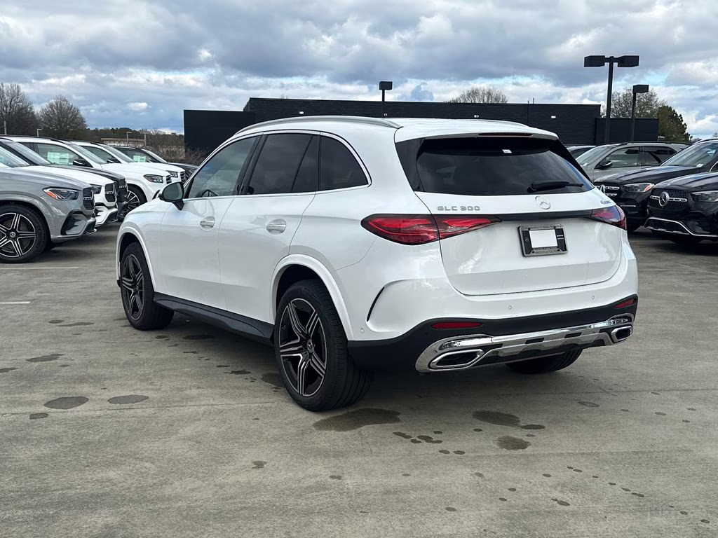 2026 118/885white Mercedes-Benz GLC GLC 300 AWD SUV