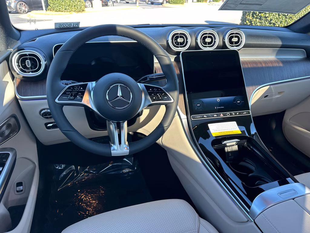 2026 Polar White Mercedes-Benz GLC GLC 300 AWD SUV