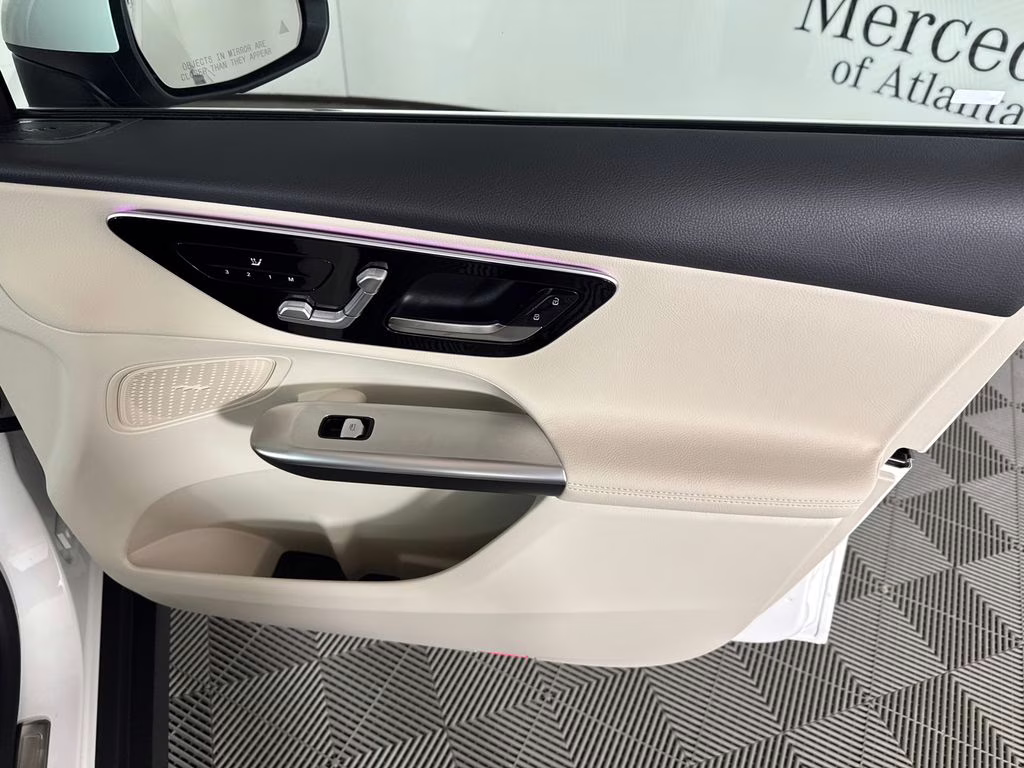 2026 Polar White Mercedes-Benz GLC GLC 300 AWD SUV