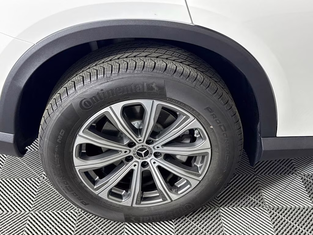 2026 Polar White Mercedes-Benz GLC GLC 300 AWD SUV