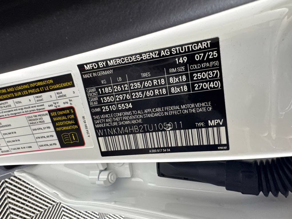 2026 Polar White Mercedes-Benz GLC GLC 300 AWD SUV