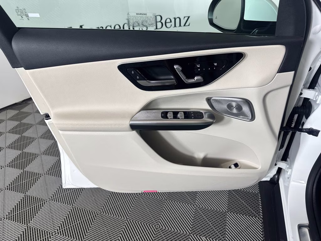 2026 Polar White Mercedes-Benz GLC GLC 300 AWD SUV