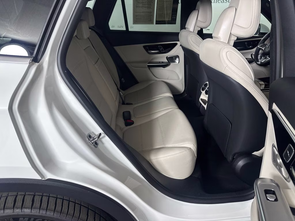 2026 Polar White Mercedes-Benz GLC GLC 300 AWD SUV
