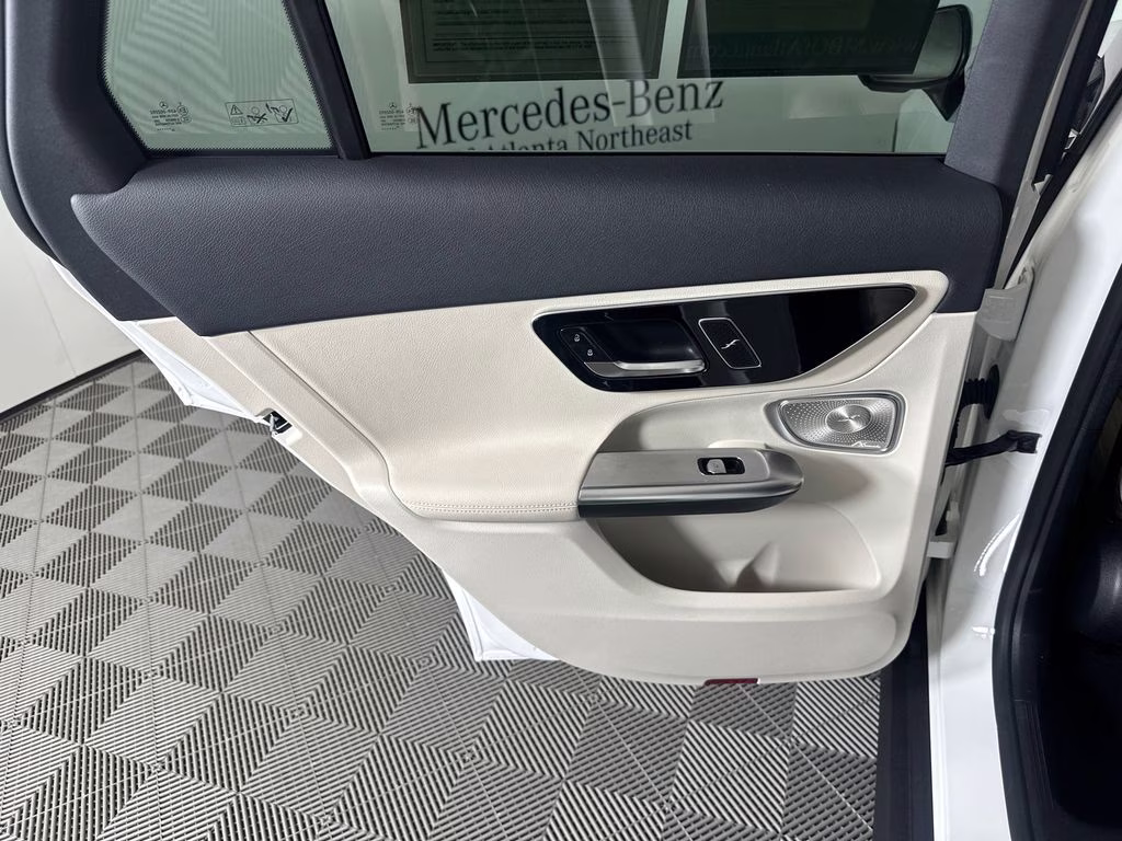 2026 Polar White Mercedes-Benz GLC GLC 300 AWD SUV