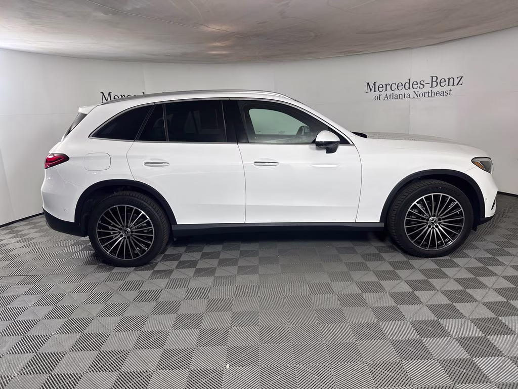 2026 Polar White Mercedes-Benz GLC GLC 300 AWD SUV