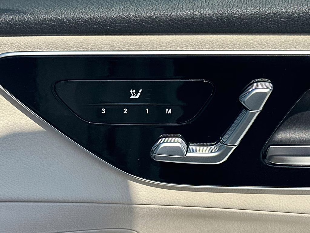 2026 105/149white Mercedes-Benz GLC GLC 300 AWD SUV