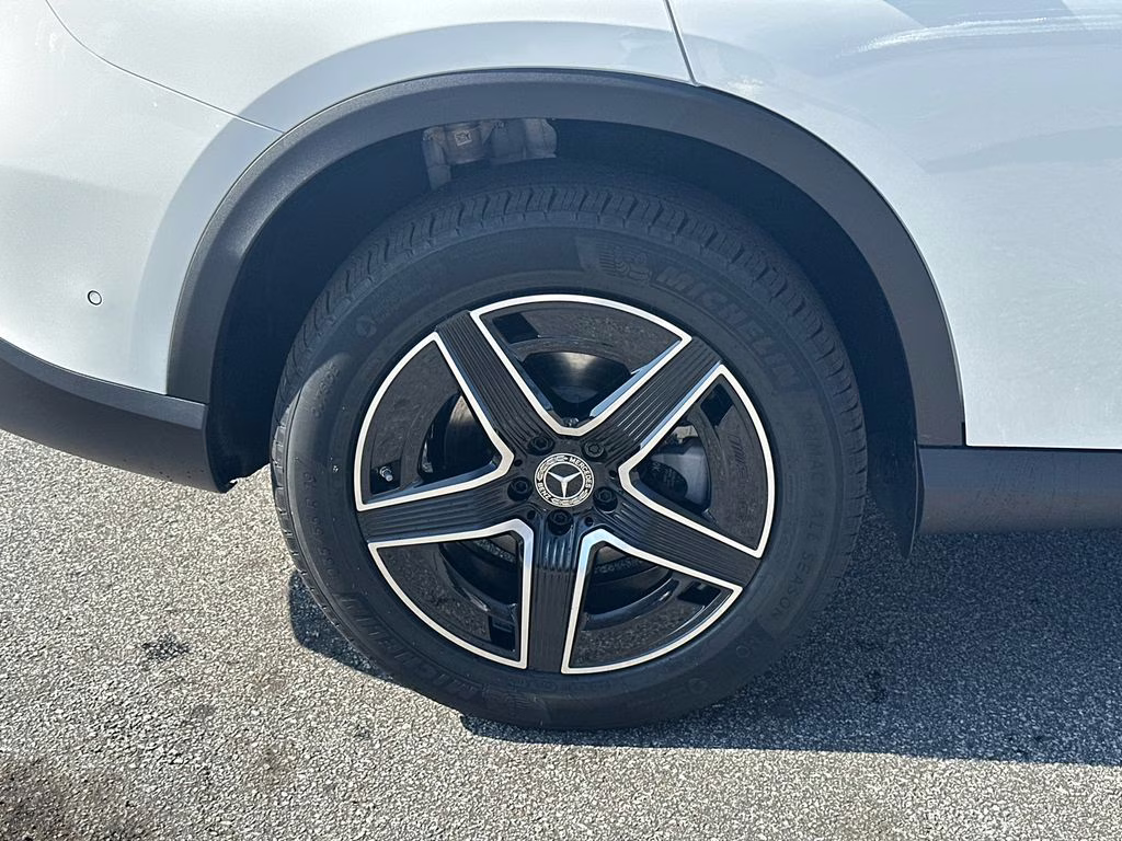 2026 105/149white Mercedes-Benz GLC GLC 300 AWD SUV