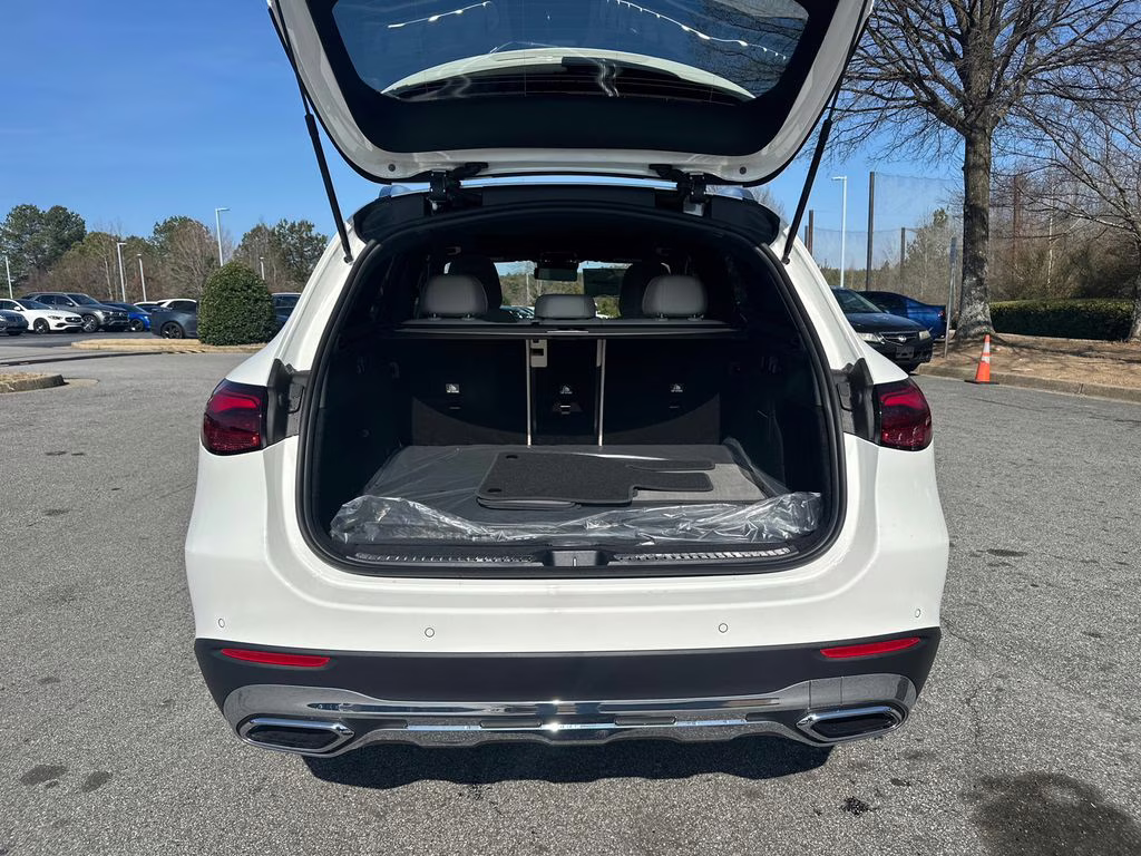 2026 105/149white Mercedes-Benz GLC GLC 300 AWD SUV