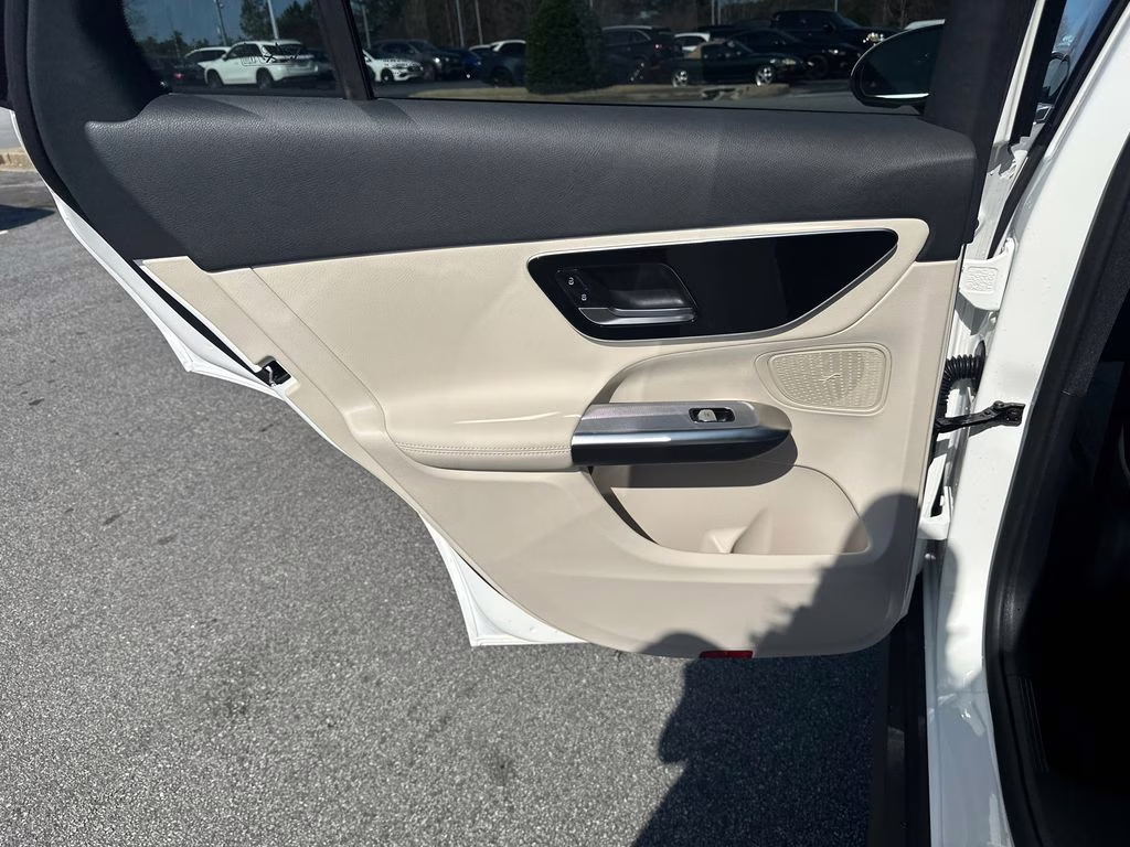 2026 105/149white Mercedes-Benz GLC GLC 300 AWD SUV