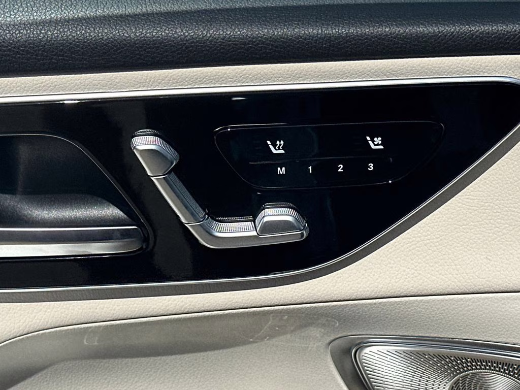 2026 Obsidian Mercedes-Benz GLC GLC 300 AWD SUV