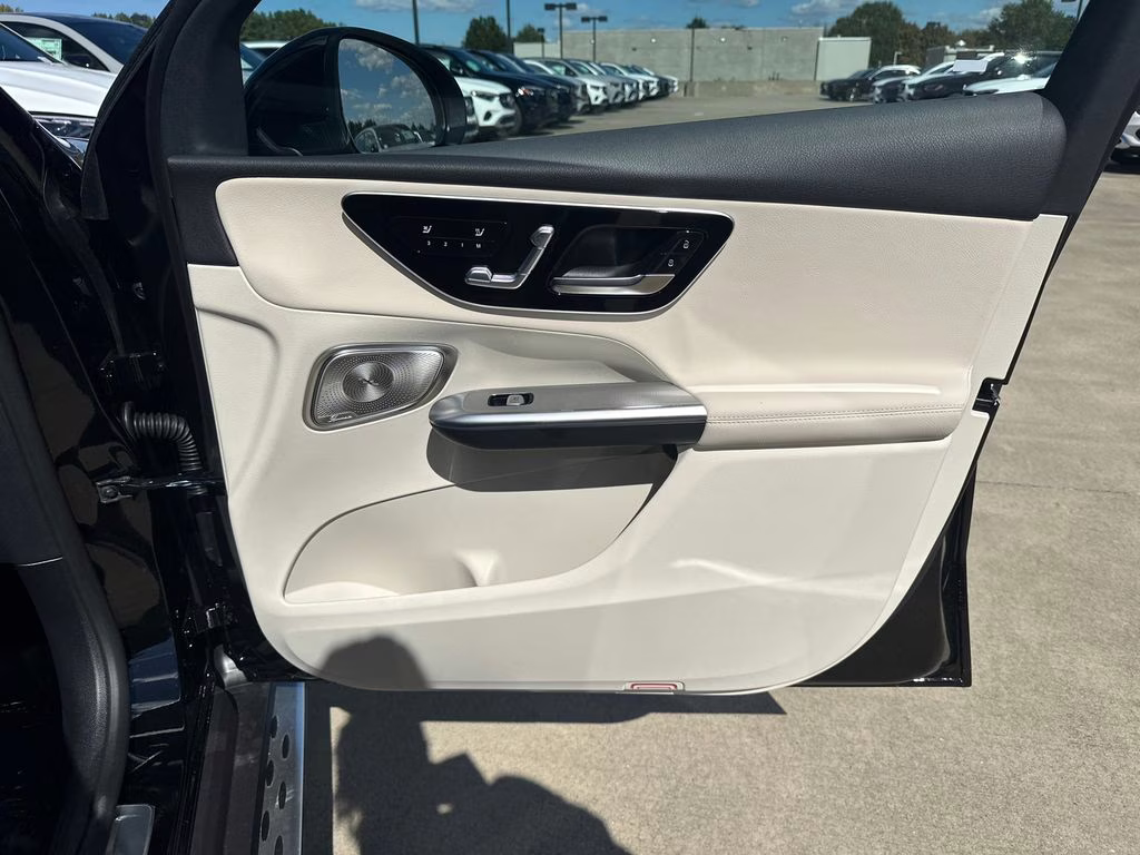 2026 Obsidian Mercedes-Benz GLC GLC 300 AWD SUV