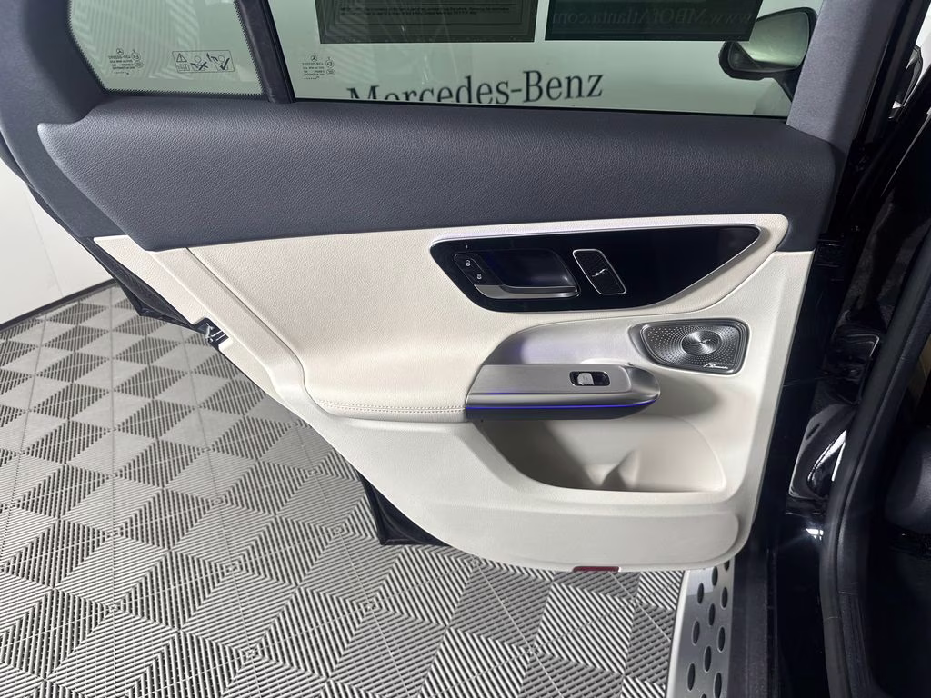2026 Obsidian Black Metallic Mercedes-Benz GLC GLC 300 AWD SUV