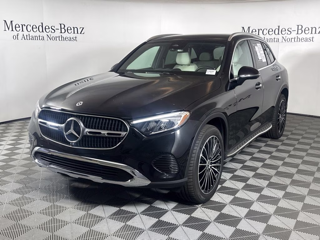 2026 Obsidian Black Metallic Mercedes-Benz GLC GLC 300 AWD SUV