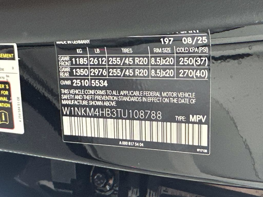 2026 Obsidian Black Metallic Mercedes-Benz GLC GLC 300 AWD SUV