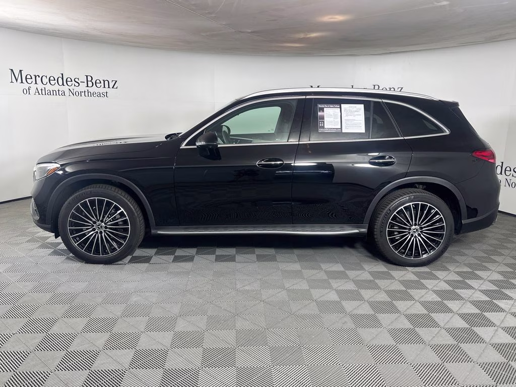 2026 Obsidian Black Metallic Mercedes-Benz GLC GLC 300 AWD SUV