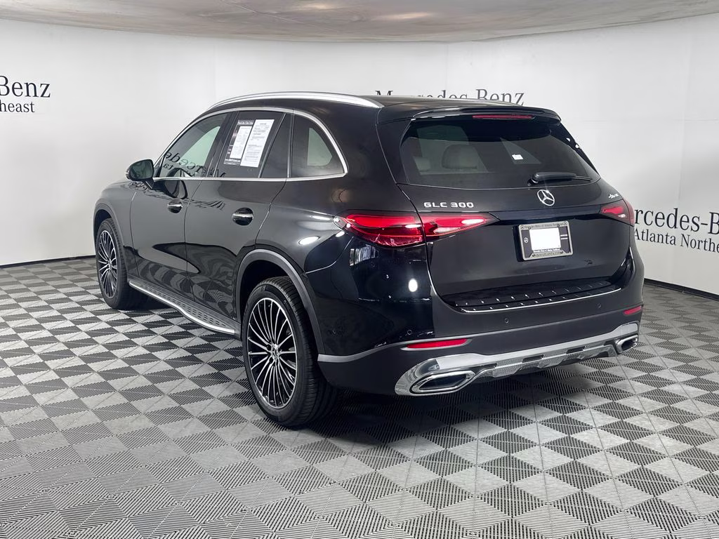 2026 Obsidian Black Metallic Mercedes-Benz GLC GLC 300 AWD SUV