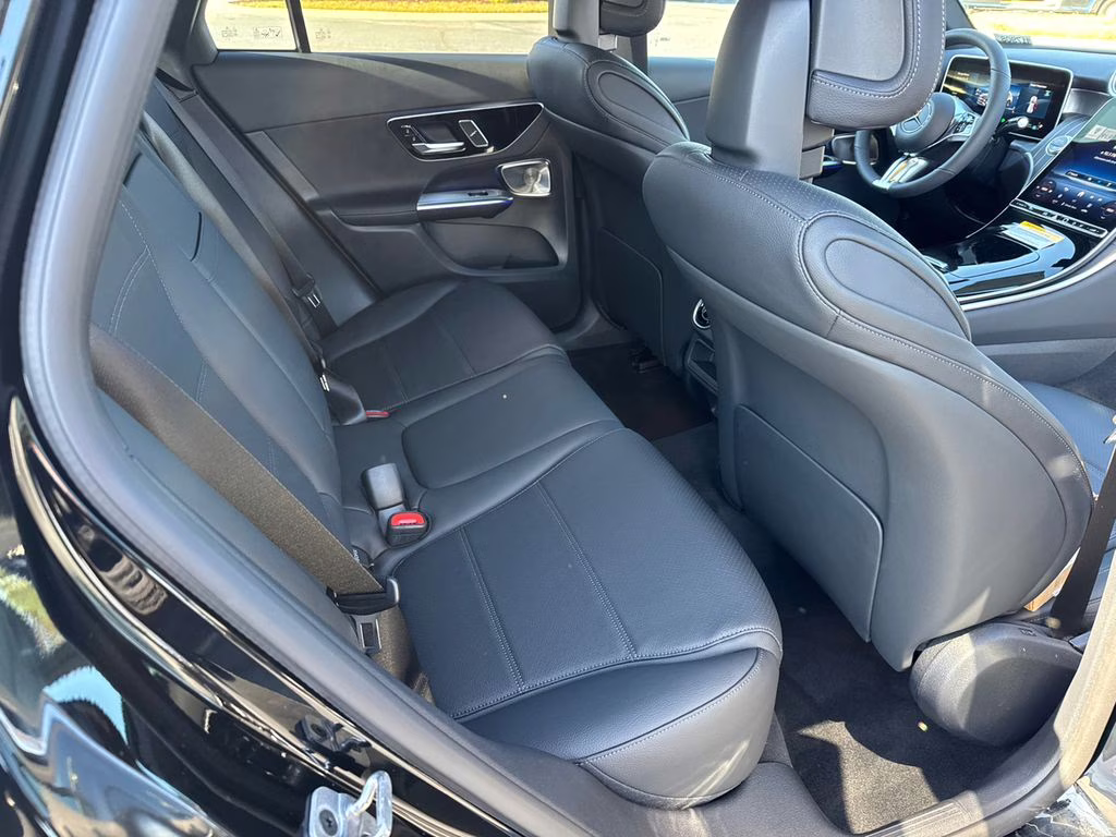 2026 101/040black Mercedes-Benz GLC GLC 300 AWD SUV