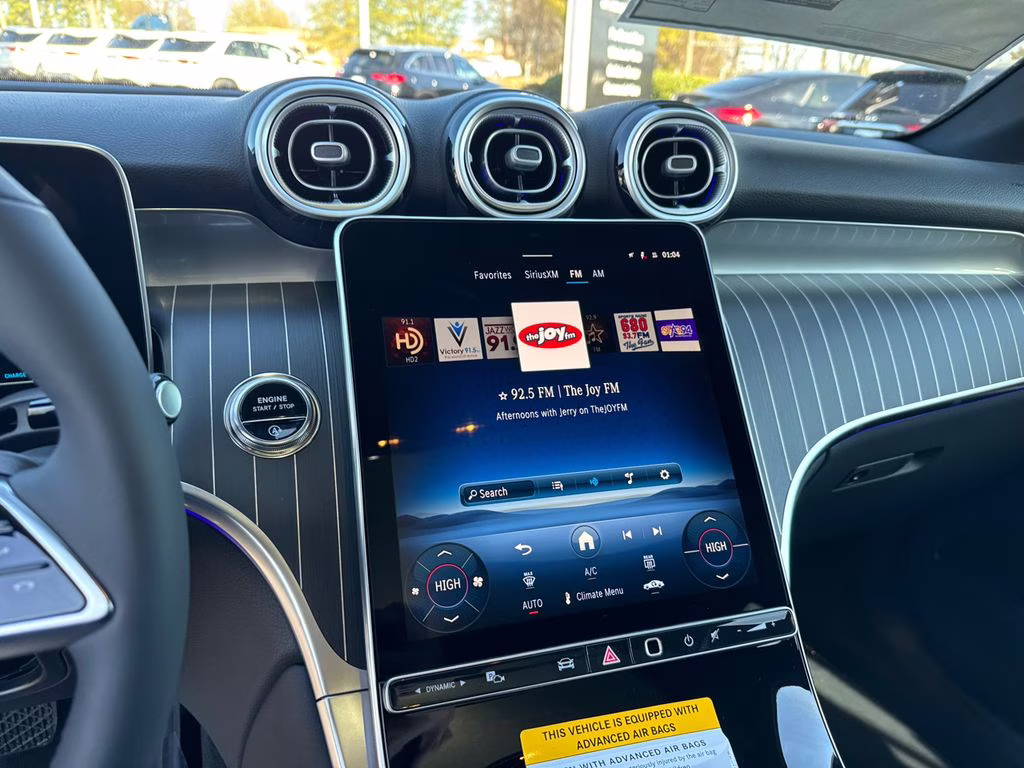 2026 101/040black Mercedes-Benz GLC GLC 300 AWD SUV