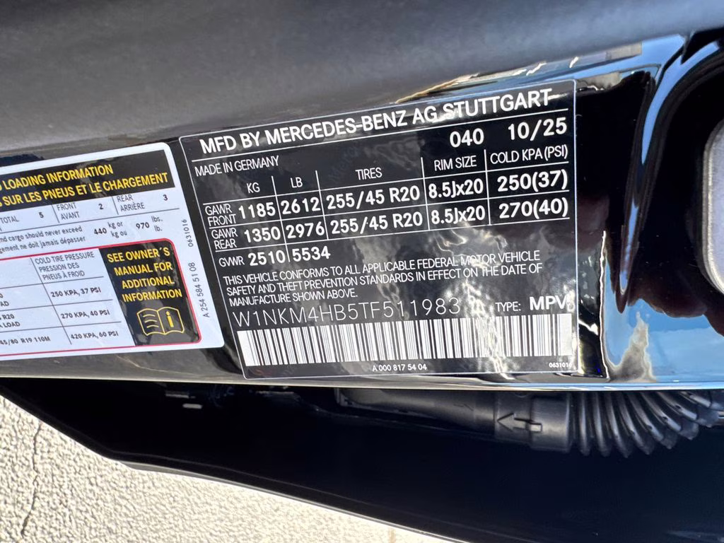 2026 101/040black Mercedes-Benz GLC GLC 300 AWD SUV