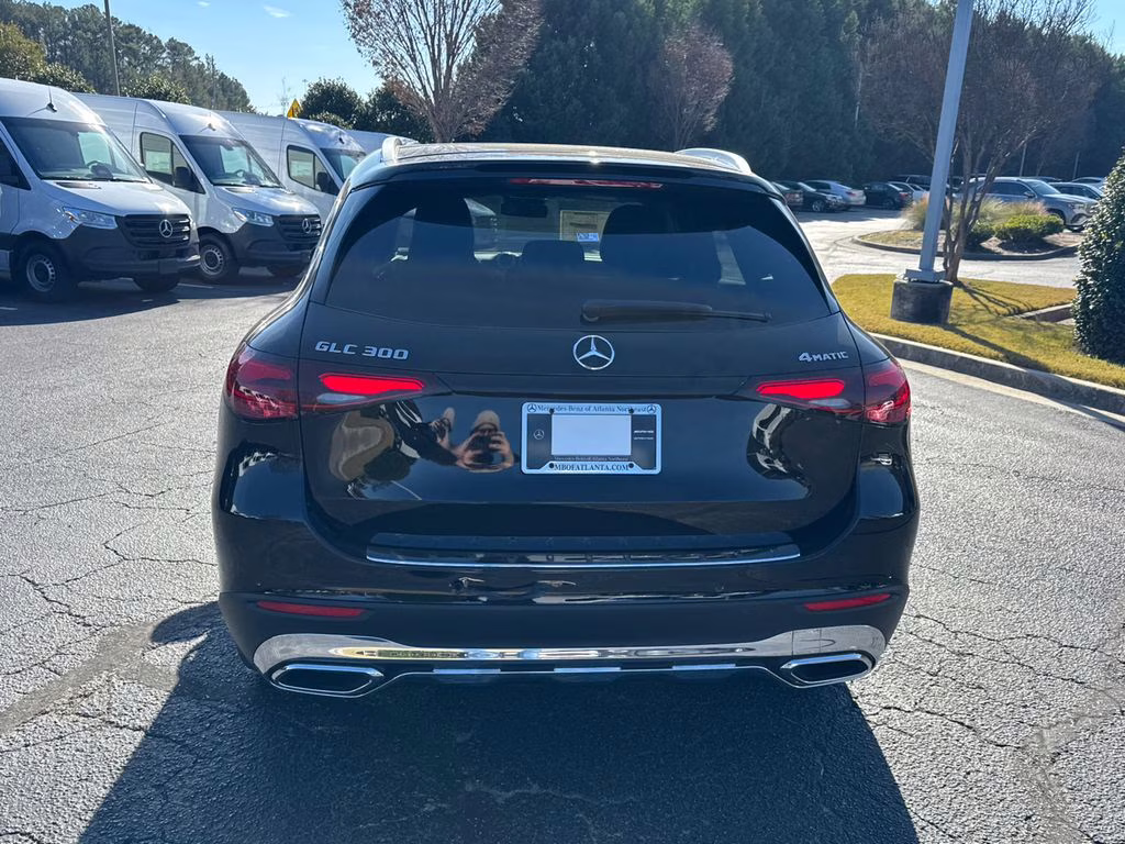 2026 101/040black Mercedes-Benz GLC GLC 300 AWD SUV