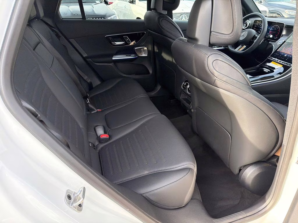 2026 Polar White Mercedes-Benz GLC GLC 300 AWD SUV