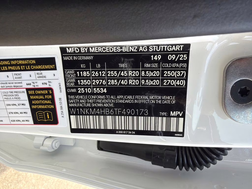 2026 Polar White Mercedes-Benz GLC GLC 300 AWD SUV