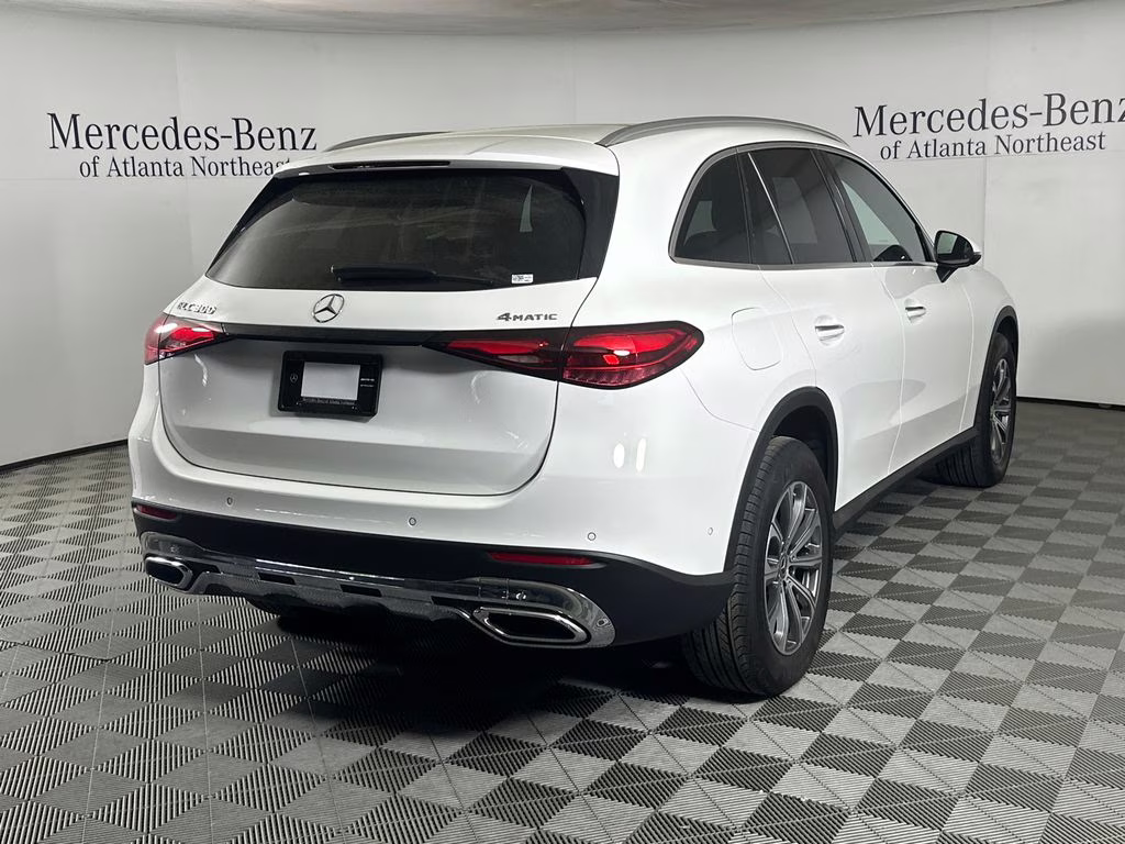 2026 Polar White Mercedes-Benz GLC GLC 300 AWD SUV