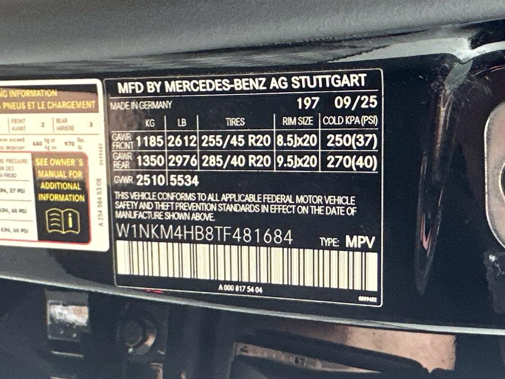 2026 Obsidian Black Metallic Mercedes-Benz GLC GLC 300 AWD SUV
