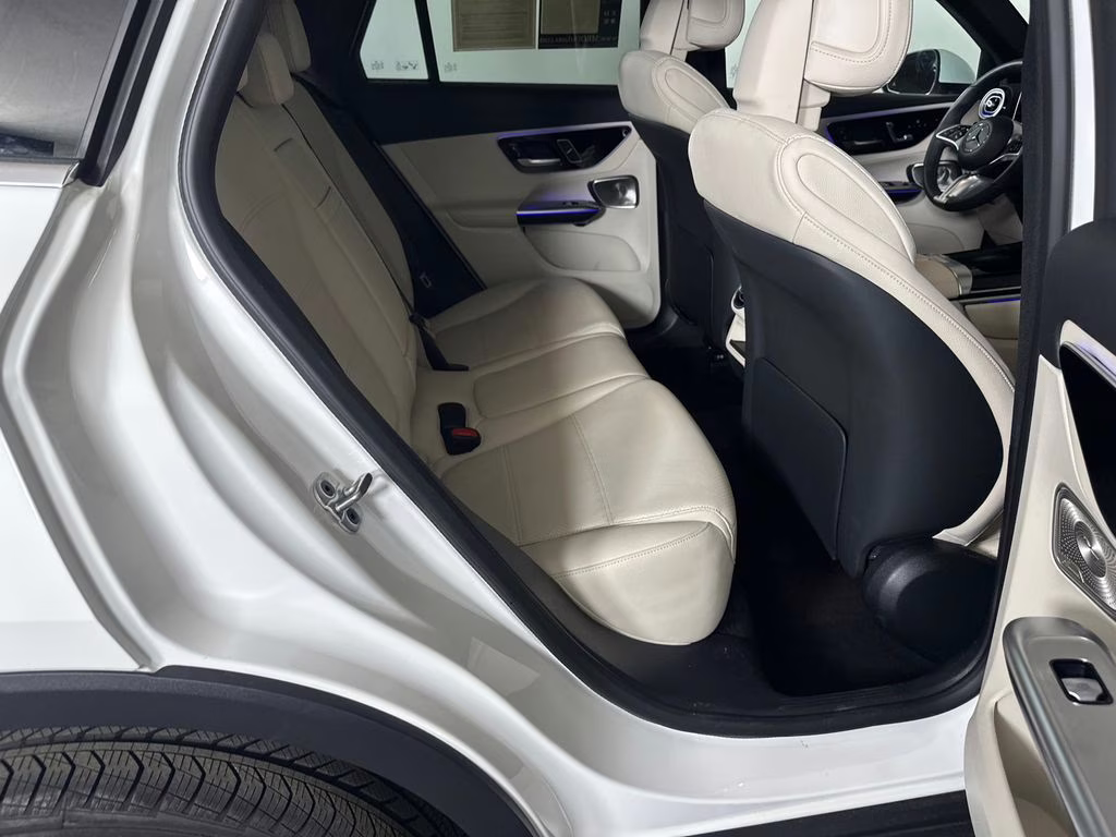 2026 Polar White Mercedes-Benz GLC GLC 300 AWD SUV