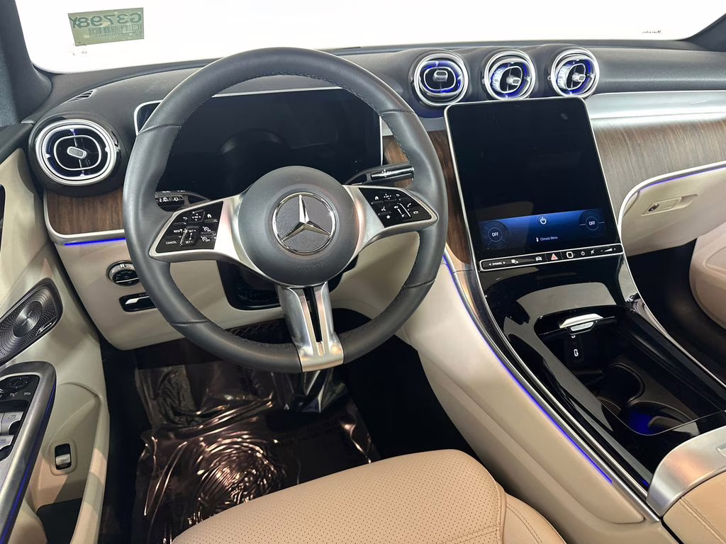 2026 Polar White Mercedes-Benz GLC GLC 300 AWD SUV
